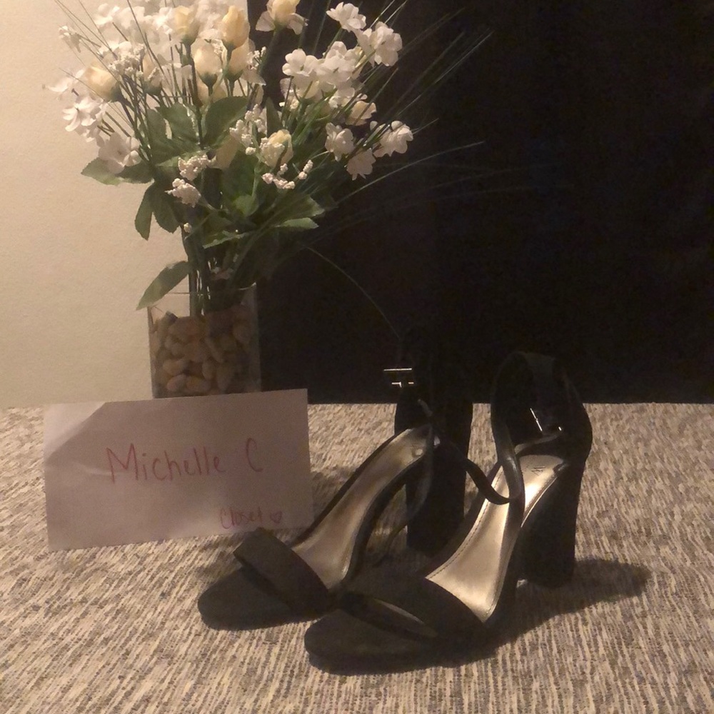 Black Worthington heels